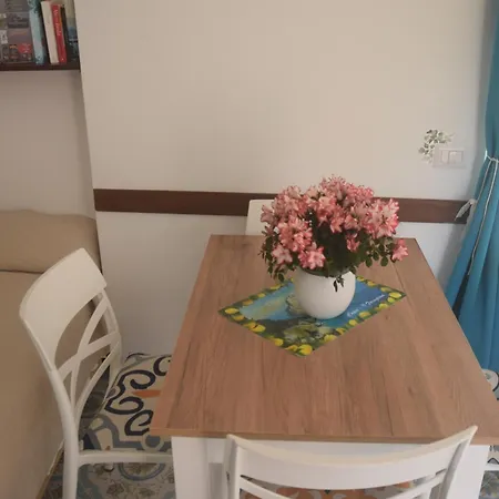 villa damecuta B&B-3